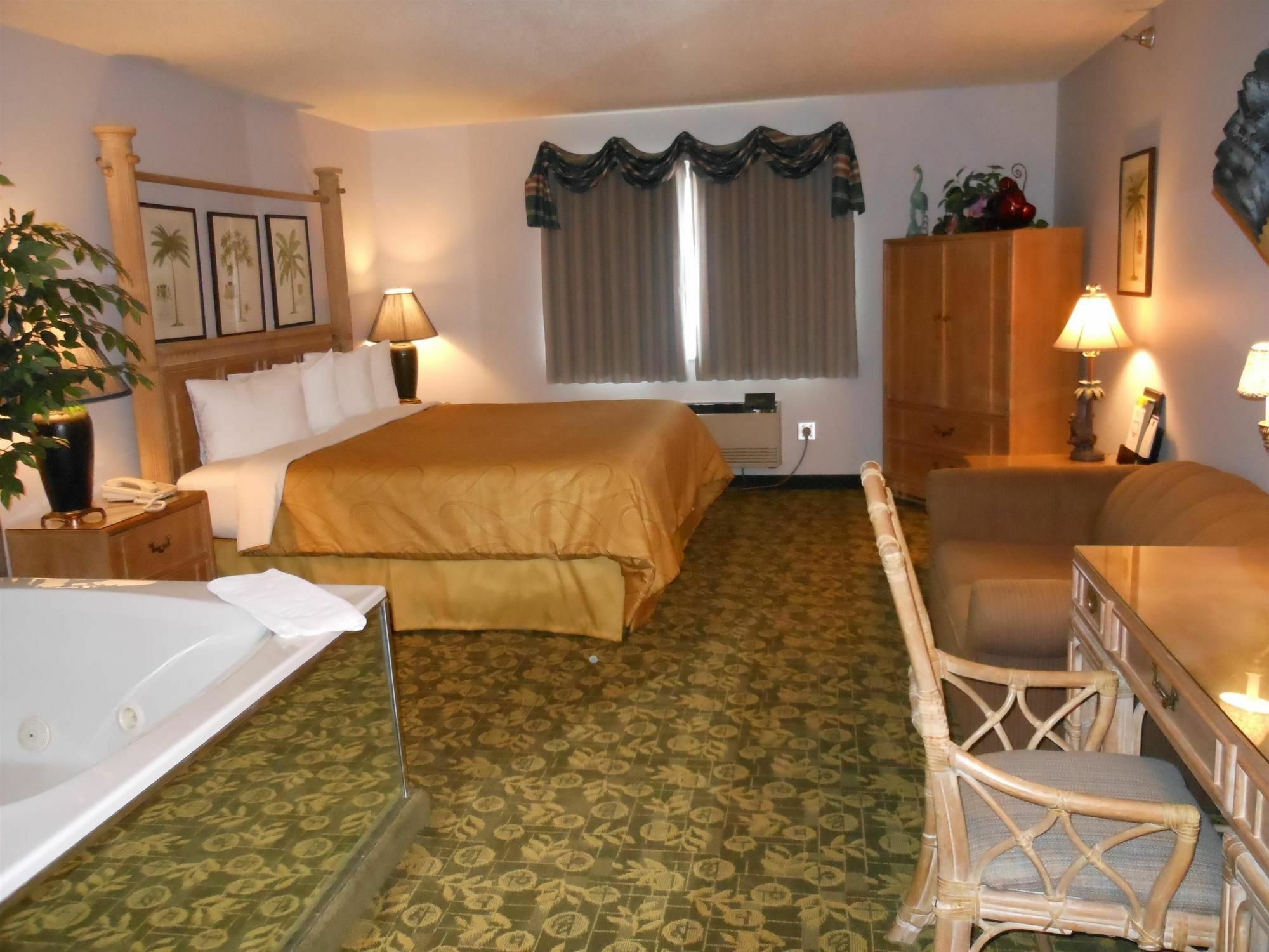 Quality Inn & Suites レッド・ウィング エクステリア 写真